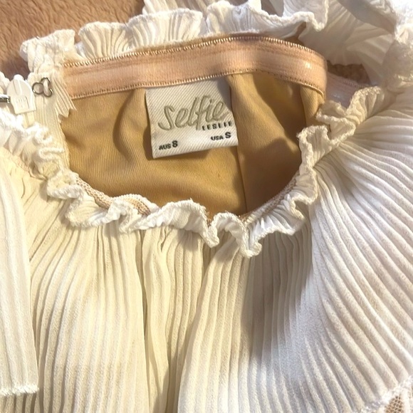 Selfie Leslie Size Small - Bouquet Toss Mini Dress - Picture 8 of 10